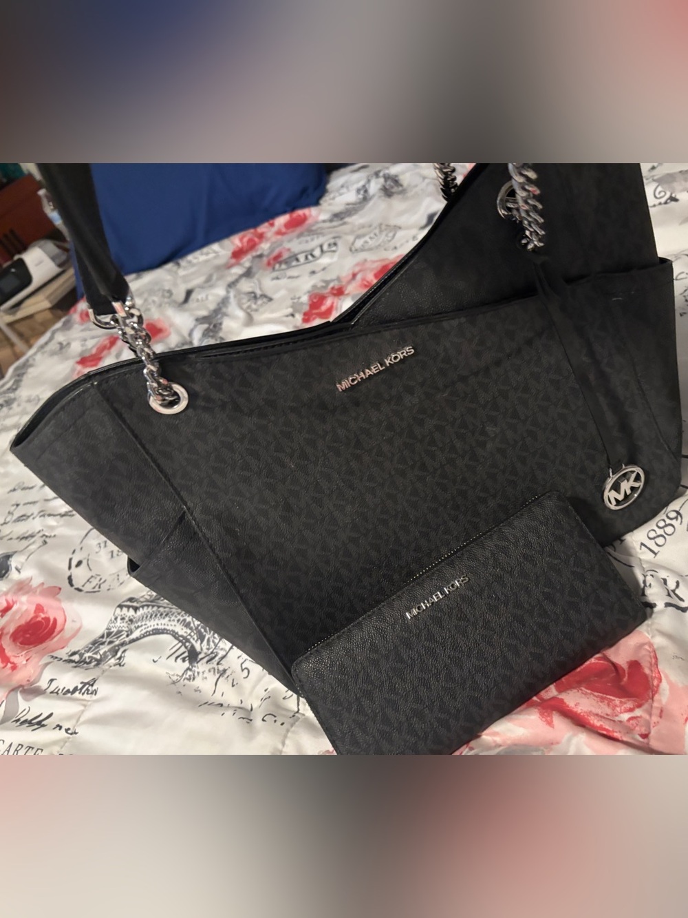 Michael Kors Black Signature Logo Tote with Matching Wallet